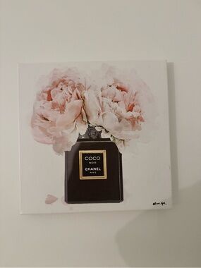 Oliver Gal- CHANEL Coco Noir Floral Canvas Art - Pink & Black